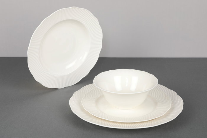 Hermia Juego de Cena de Porcelana de 24 Piezas Blanco Hermia Juego de Cena de Porcelana de 24 Piezas Blanco